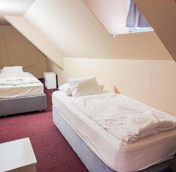 Четырехместный Номер Классик, Unicornis