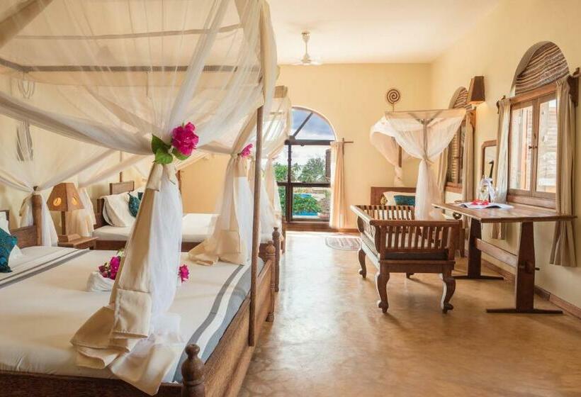 Семейный Номер Вид на Море, Zan View