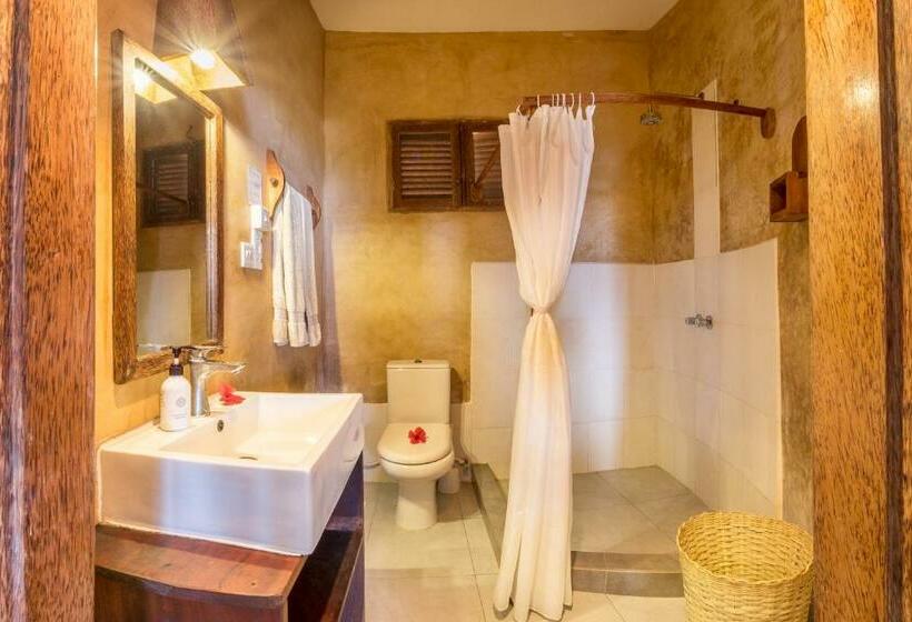 Номер Стандарт Вид на Море, Zan View