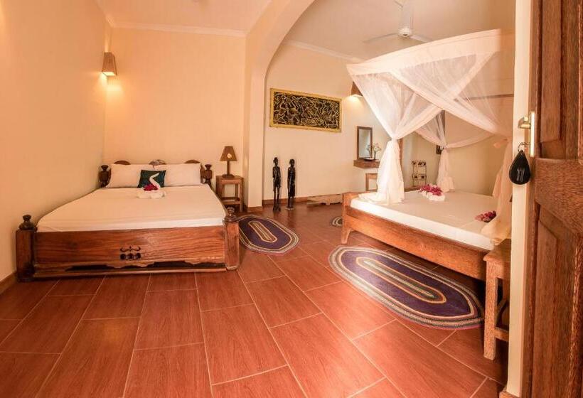 Номер Стандарт Трехместный, Zan View