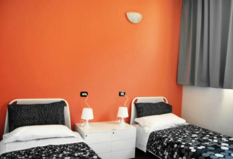 اتاق استاندارد, Mio Hostel