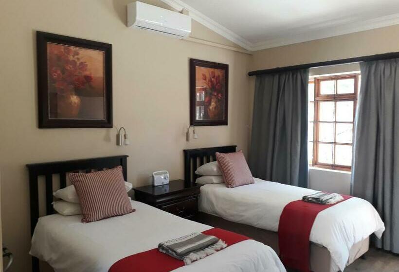 Номер Стандарт, 17 On Bird Guest House