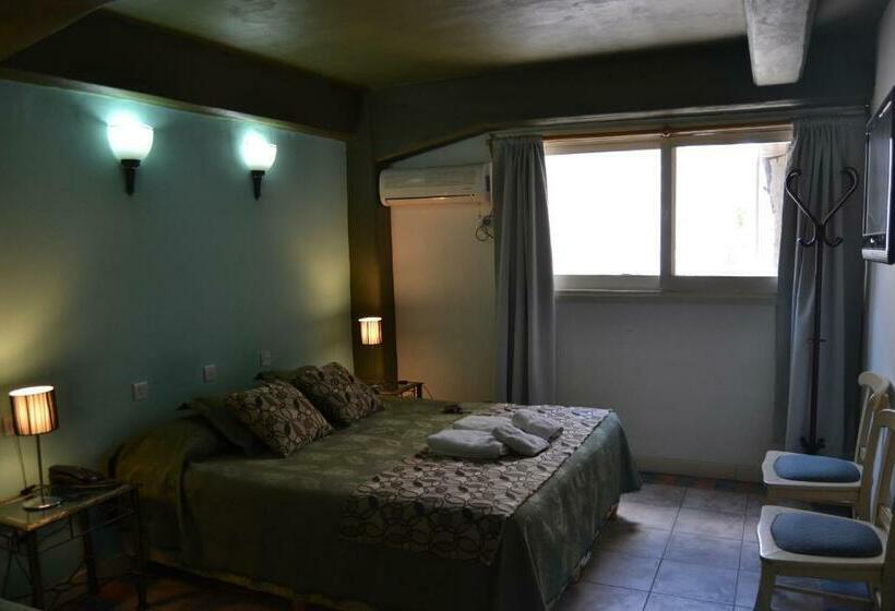 标准间, Plaza Milenium