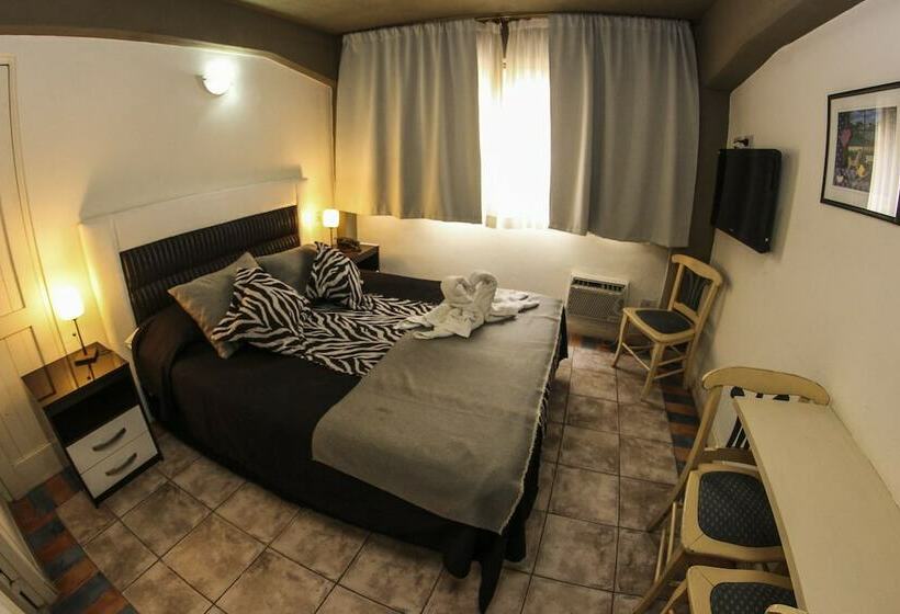 标准间, Plaza Milenium