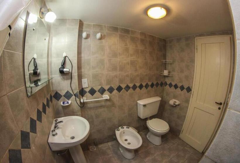 四人标准间, Plaza Milenium