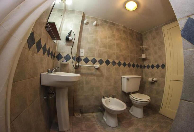 四人标准间, Plaza Milenium