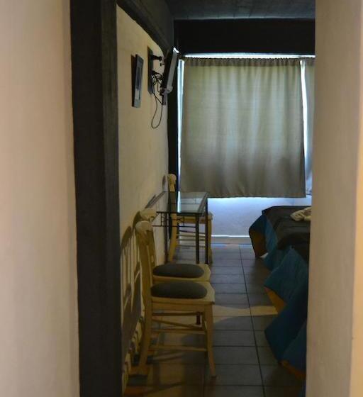 四人标准间, Plaza Milenium