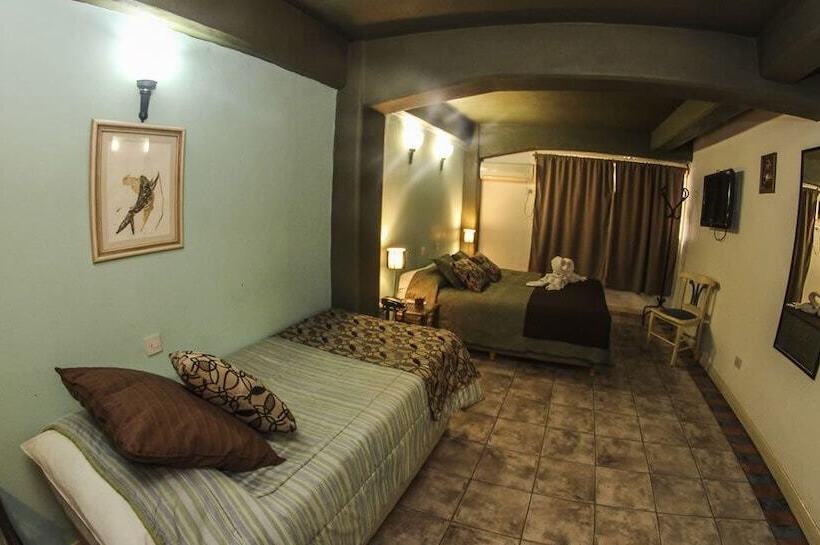 标准三人间, Plaza Milenium