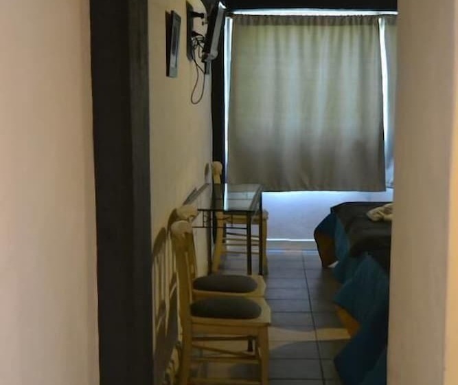 四人标准间, Plaza Milenium