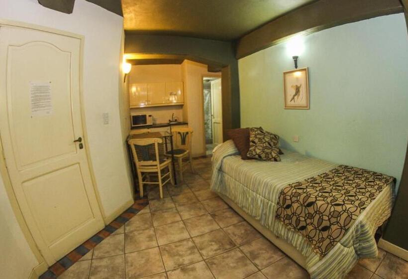 标准三人间, Plaza Milenium