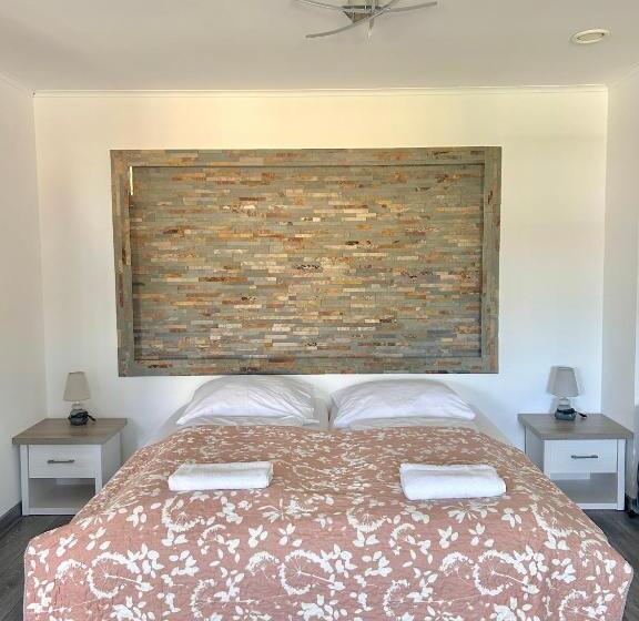 スタンダードスタジオ, Apartamenty Nexo