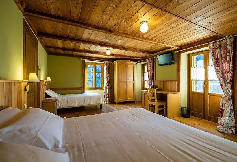 חדר קומפורט לשלושה, Mirtillo Alpino Casa Vacanze