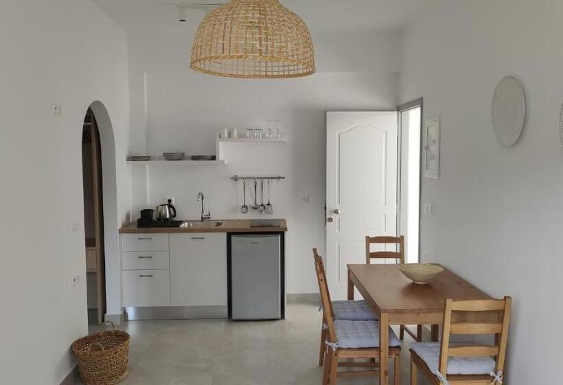 景色の見える一ベッドルームアパートメント, Ellie Apartments Stalida