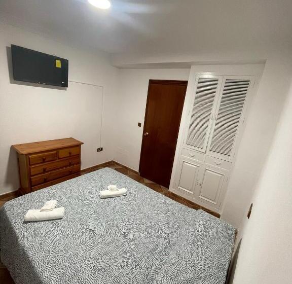 带共用浴室的标准房间, Hostal La Campiña