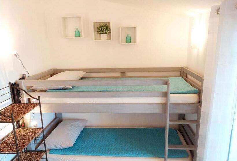 غرفة عائلية, B&b Olbia