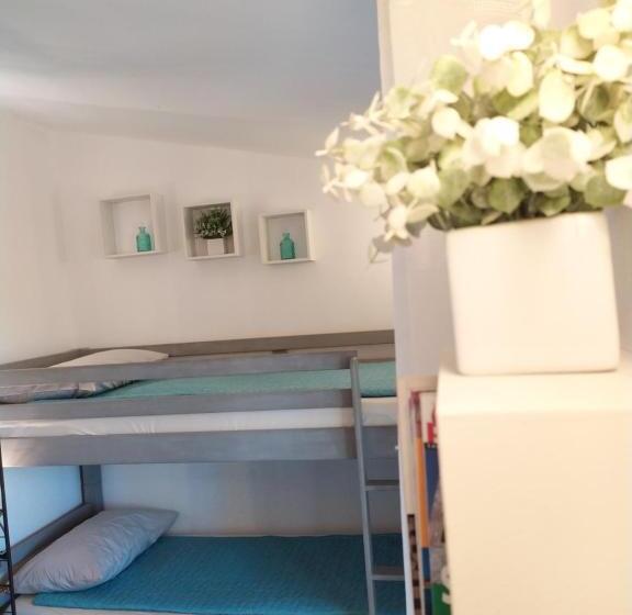 Семейный Номер, B&b Olbia