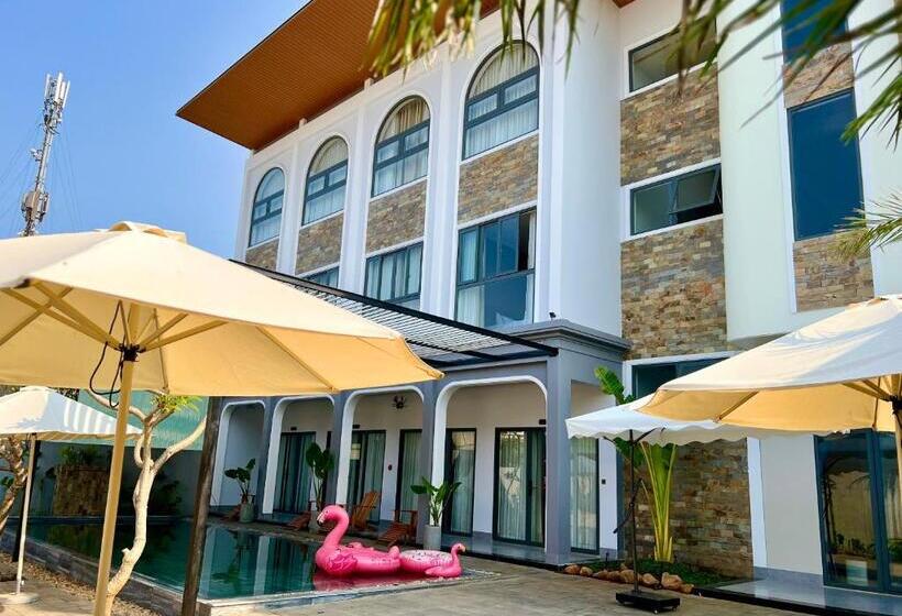 اتاق لوکس خانوادگی, Hoàng Khang Hotel Khách Sạn Buôn Ma Thuột