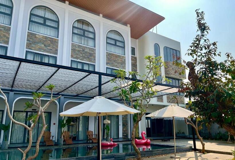 اتاق لوکس خانوادگی, Hoàng Khang Hotel Khách Sạn Buôn Ma Thuột