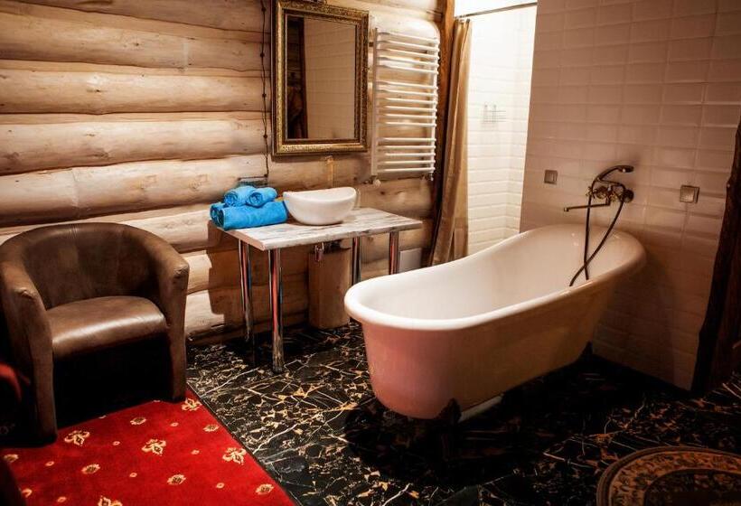 Standart Oda, Monastic Spa карпати