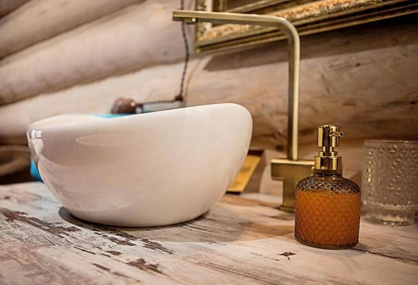 Standart Oda, Monastic Spa карпати