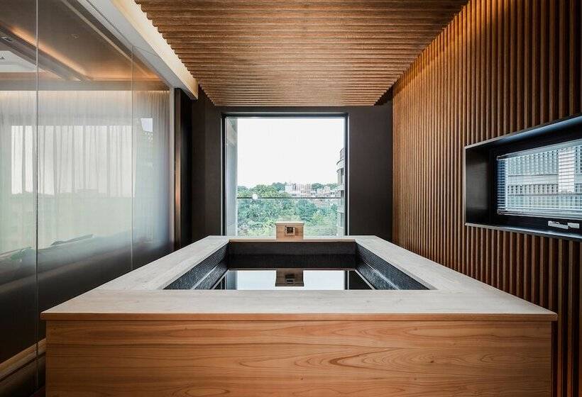 سوئیت پریمیوم, Paraspara Seoul