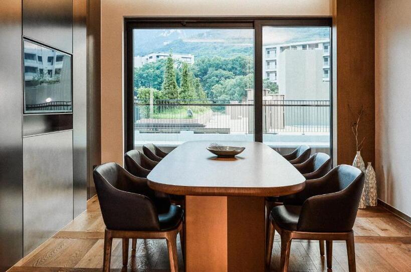 سوییت, Paraspara Seoul