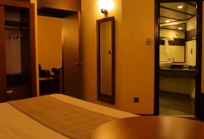 سوییت جونیور, Presidential