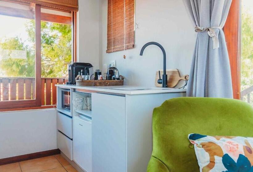 غرفة سوبيريور مطلة على الجبل, Atello Guesthouse