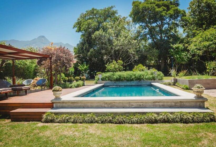 غرفة سوبيريور مطلة على الجبل, Atello Guesthouse