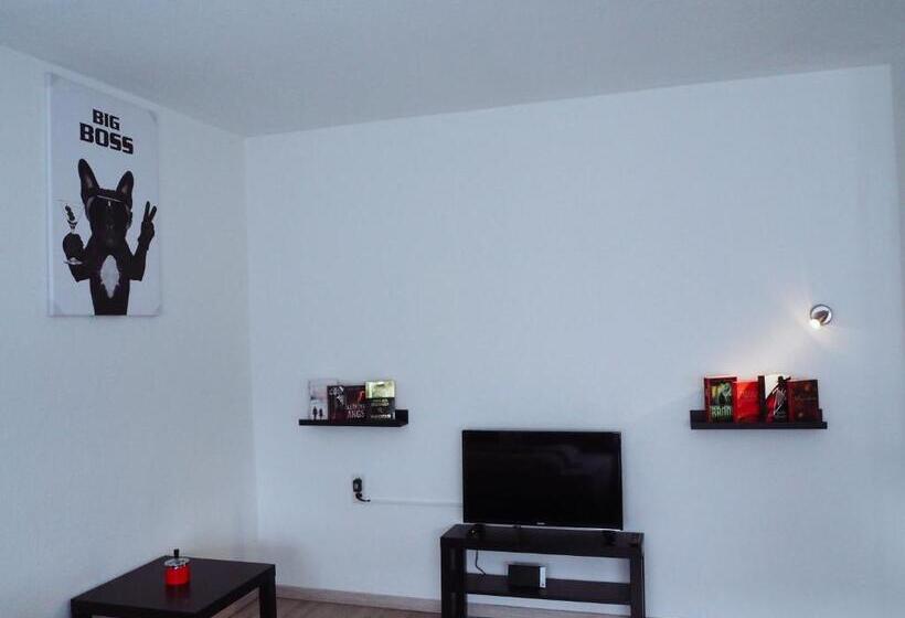 Номер Deluxe Вид на Сад, Neumarkt Wohnung