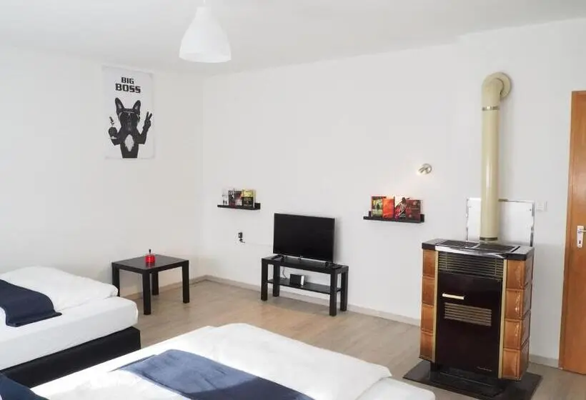 Deluxe-huone Puutarhanäkymä, Neumarkt Wohnung