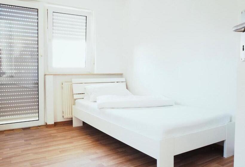 Номер Стандарт с Балконом, Neumarkt Wohnung