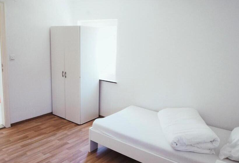 Номер Стандарт с Балконом, Neumarkt Wohnung