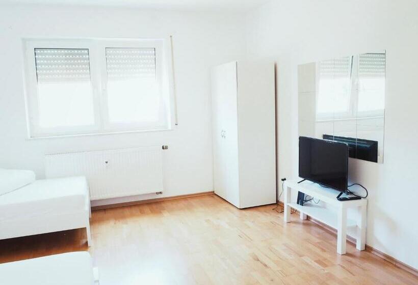 Номер Стандарт, Neumarkt Wohnung