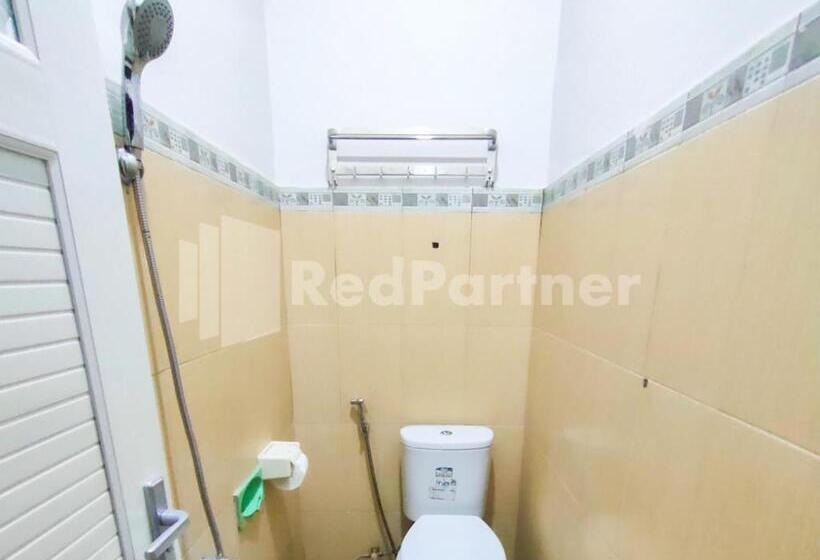 스탠다드 룸, The Paragon Hotel Cilacap Redpartner