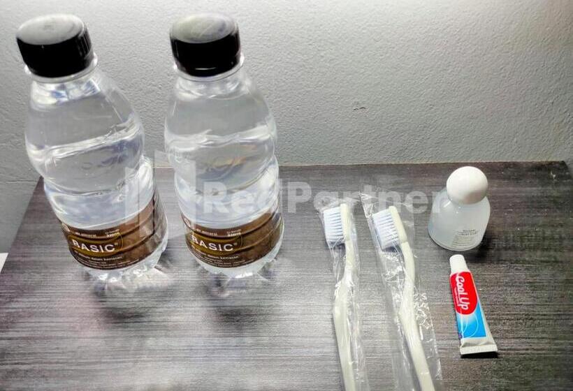 غرفة قياسية, The Paragon Hotel Cilacap Redpartner