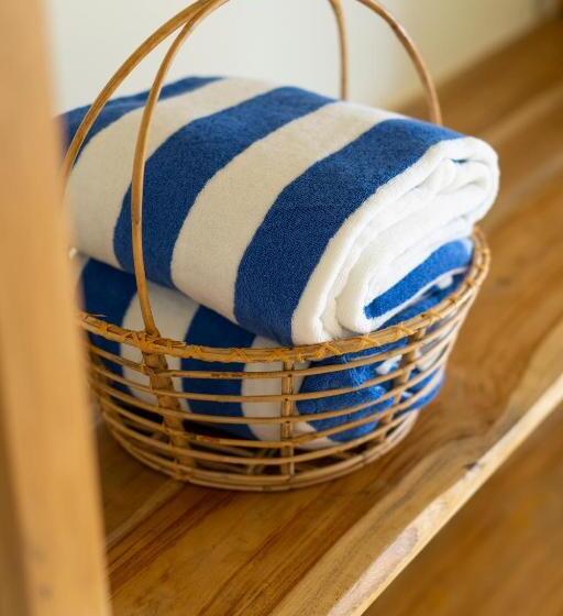 바다 전망 스위트, Blue Waves Surf House   Beach