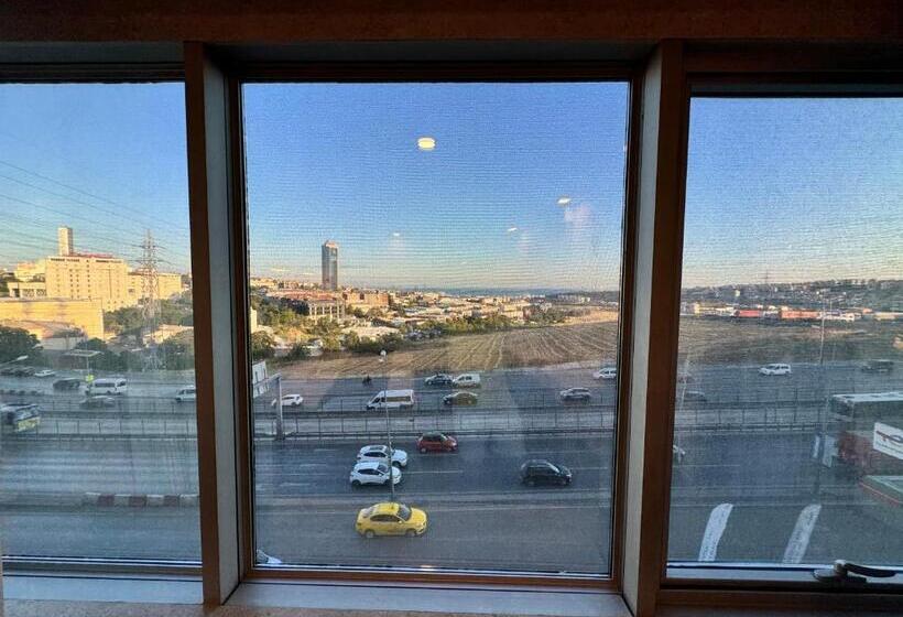 غرفة عائلية مطلّة علي البحر, E5 Park Otel