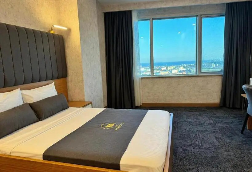 Perhehuone Merinäkymä, E5 Park Otel