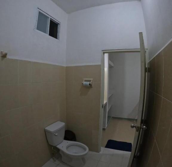 غرفة قياسية فردية, Laguna Coba