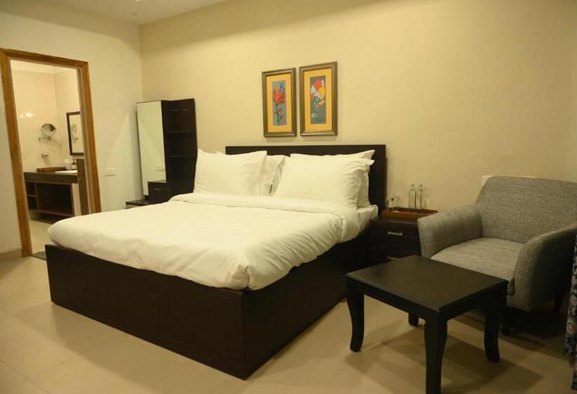 디럭스 스위트, Mayfair World Cup Village