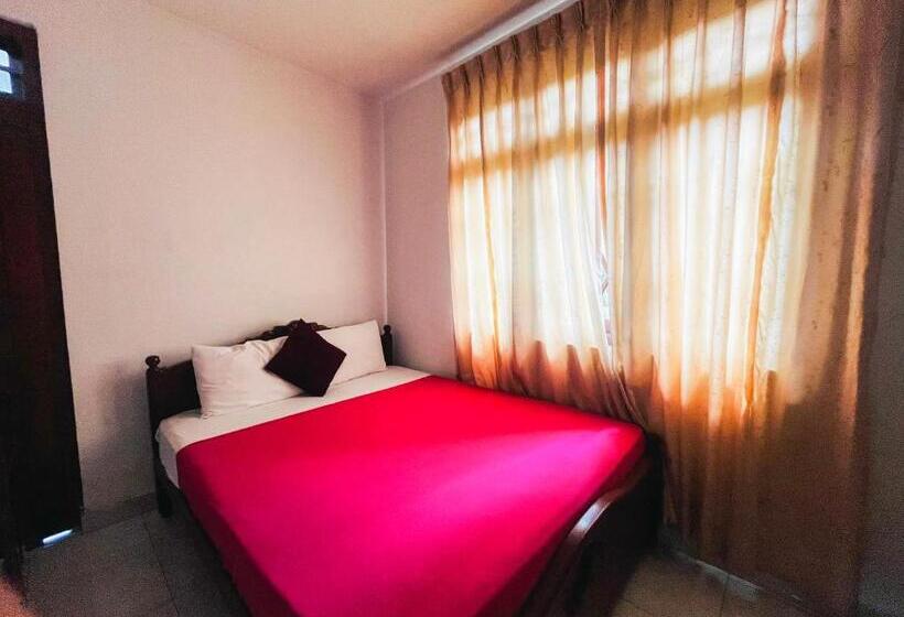 غرفة قياسية مزوَّدة بشُرفة, Sunbeamvilla