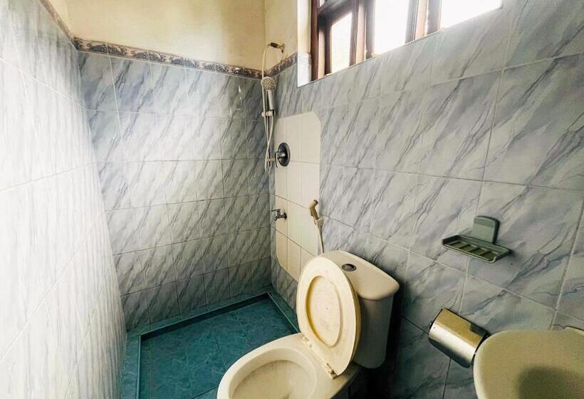 غرفة قياسية ثلاثية, Sunbeamvilla