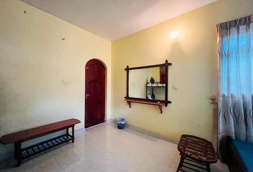 غرفة عائلية, Sunbeamvilla