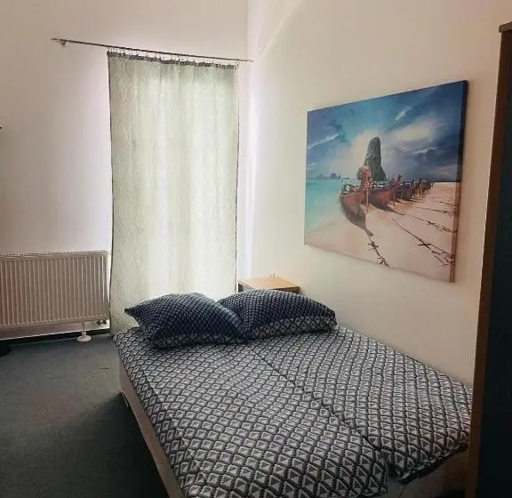 Standard Kolmen Hengen Huone, Penzión Imrich Car