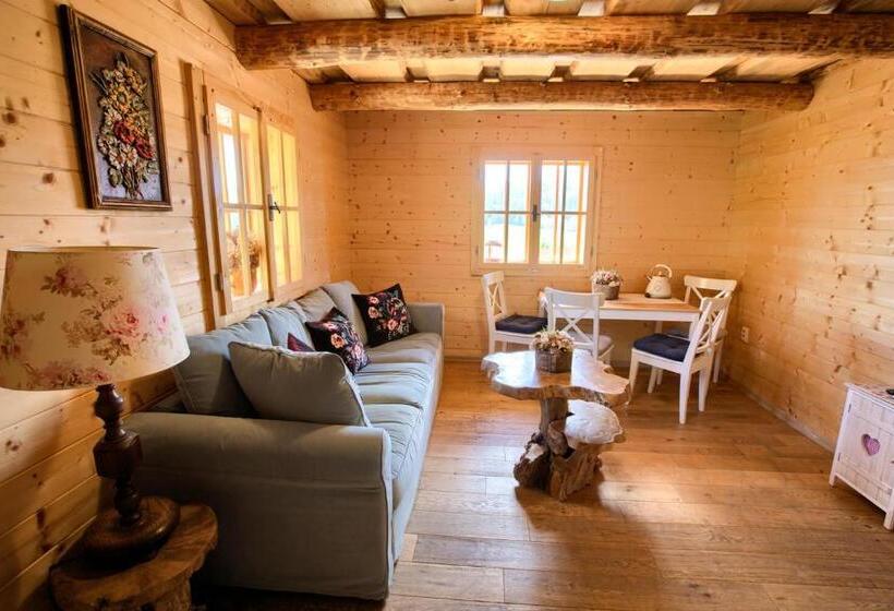 דירת חדר, Penzión Zbojnícky Halaš