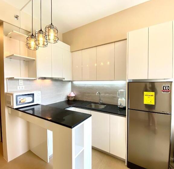 استودیو استاندارد با چشم‌انداز, Urban Oasis Condo Near Ayala Mall Centrio 2
