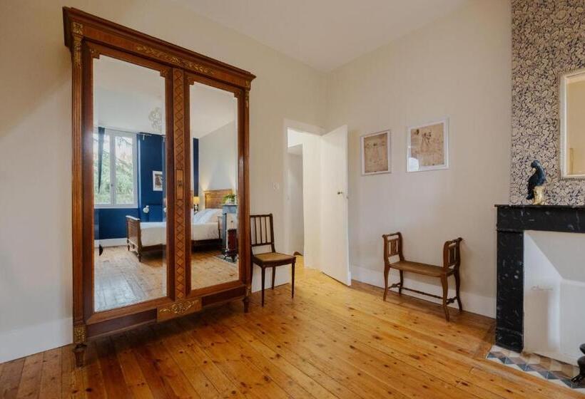 חדר סטנדרט, Parc De Coulassy