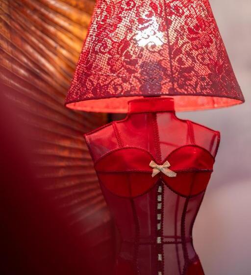 חדר משפחתי דלוקס, Parc De Coulassy