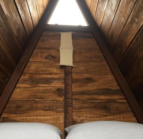 带共用浴室的标准房间, Refugio La Roca